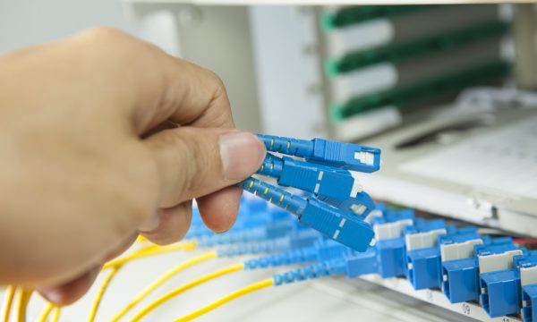 Нейросеть из Новосибирска улучшит волоконно-оптические линии связи